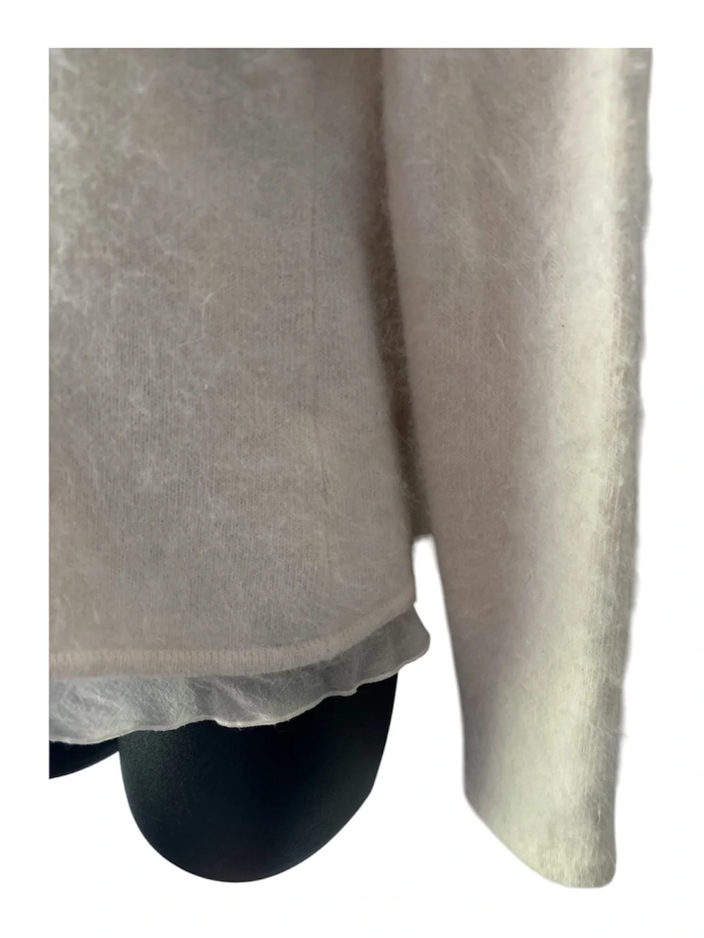 The Limited Vintage Cream V-Neck Ruffle Trim Women's Rabbit Blend Sweater Size L